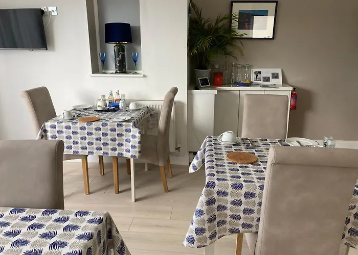 Hillcrest Bed & Breakfast