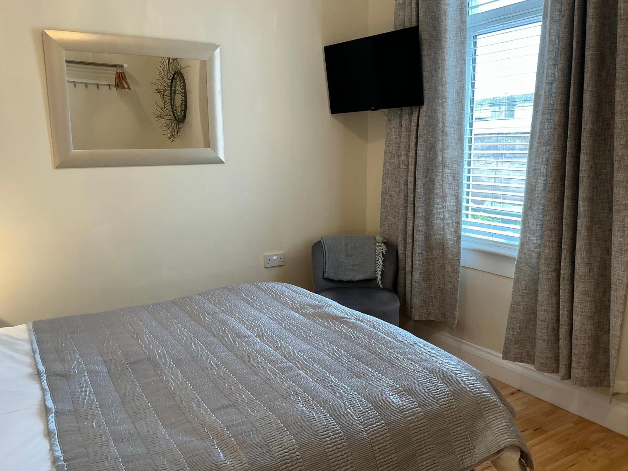 Hillcrest Bed & Breakfast Bed & Breakfast 2*